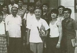 华君武