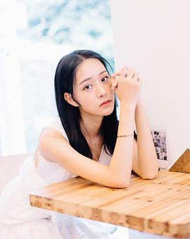 范琦文