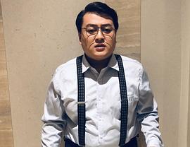 刘明
