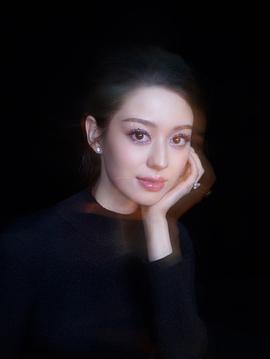吉娜·爱丽丝