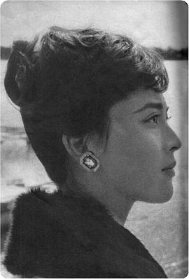 冈田茉莉子