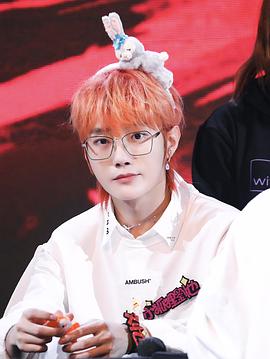 刘也
