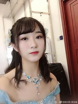 李泓瑶