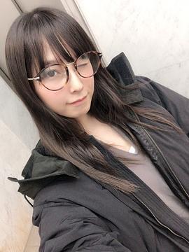 川崎绫