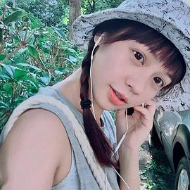 黄姵嘉