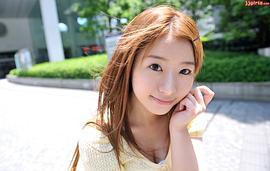 初美沙希