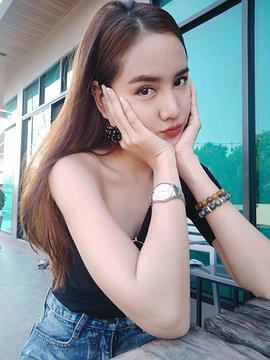 娜彩亚·蒙尼米特