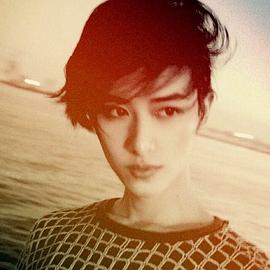 胡潇灵