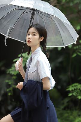 张曼