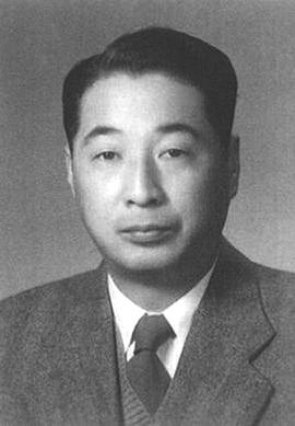 石挥