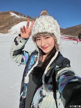 万潼