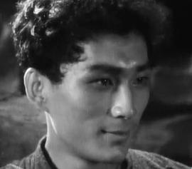郑君里