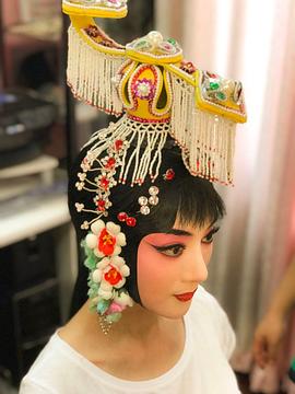 李依晓