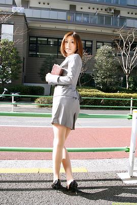 朝日奈明