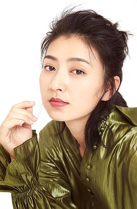 斓曦