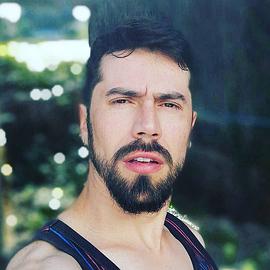 塞穆尔.冈撒勒斯