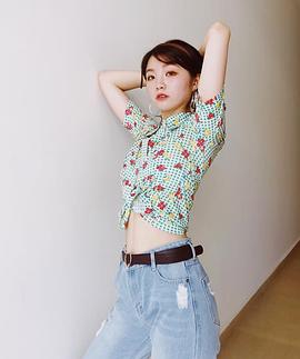 张馨文