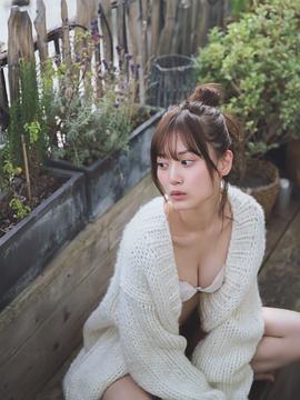 山下美月