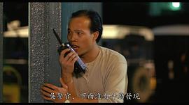 夏占士