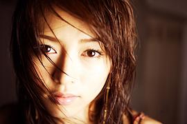 释由美子