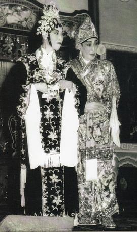 新马师曾