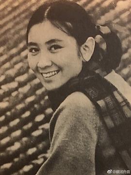 鲍起静