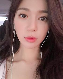 李伊利雅