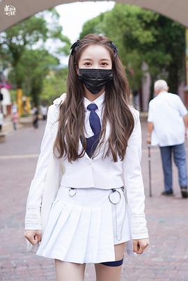 姜贞羽
