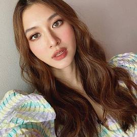 尼塔莎·吉拉尤吉恩
