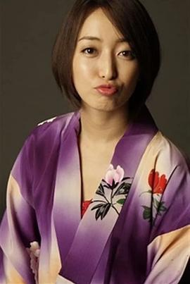 上野夏妃