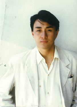 吴岱融