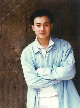 吴岱融