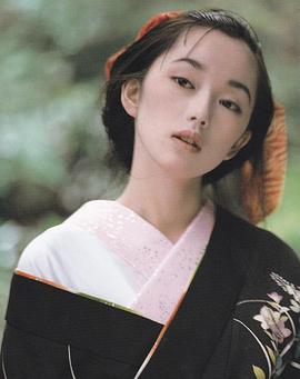 叶月里绪奈
