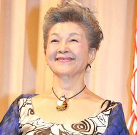 草村礼子
