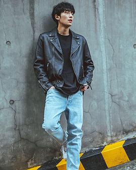 李基泽