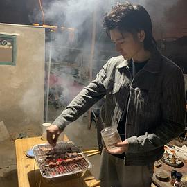 许伟豪