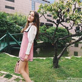 李思彤