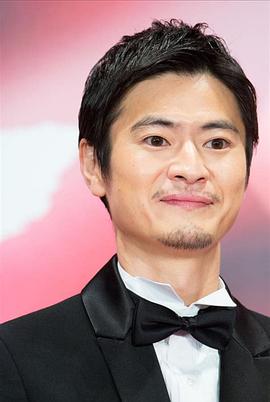 洼冢俊介