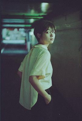 里里佳