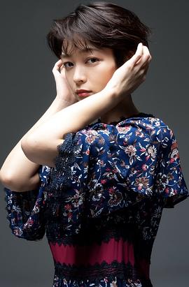 里里佳