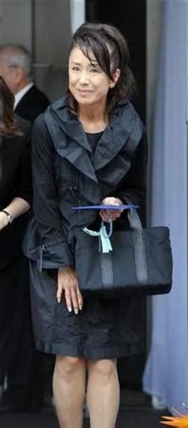 根本律子
