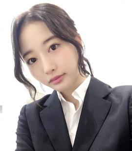 浦麻友
