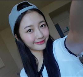 浦麻友