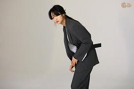 裴卢丽