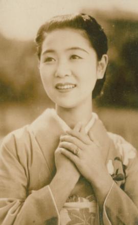 田中绢代