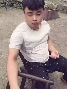 许亮