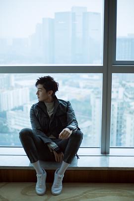 杨旭文