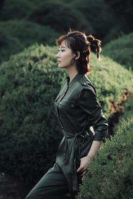 唐妤萌