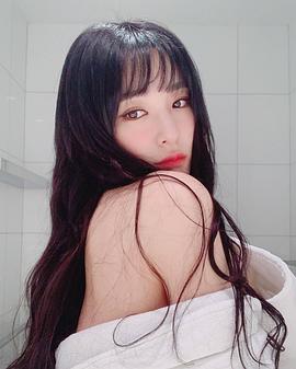 黄美英