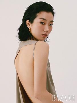 李周英